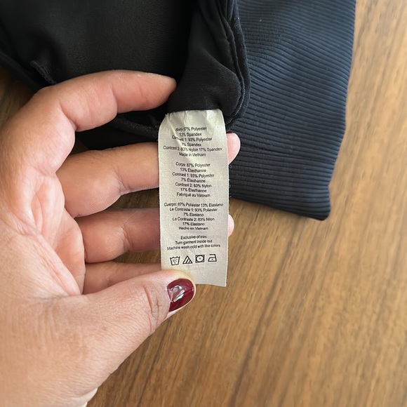 ALO YOGA Alosoft Serenity Bra - Picture 4 of 7